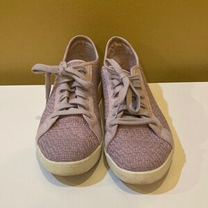 Reebok Mauve Athletic Shoes